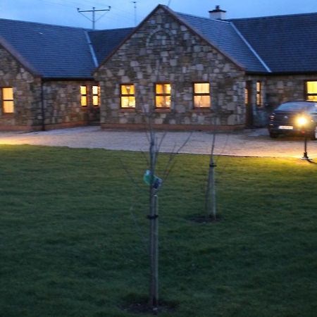 Riverbend Lodge B & B Oughterard Eksteriør bilde