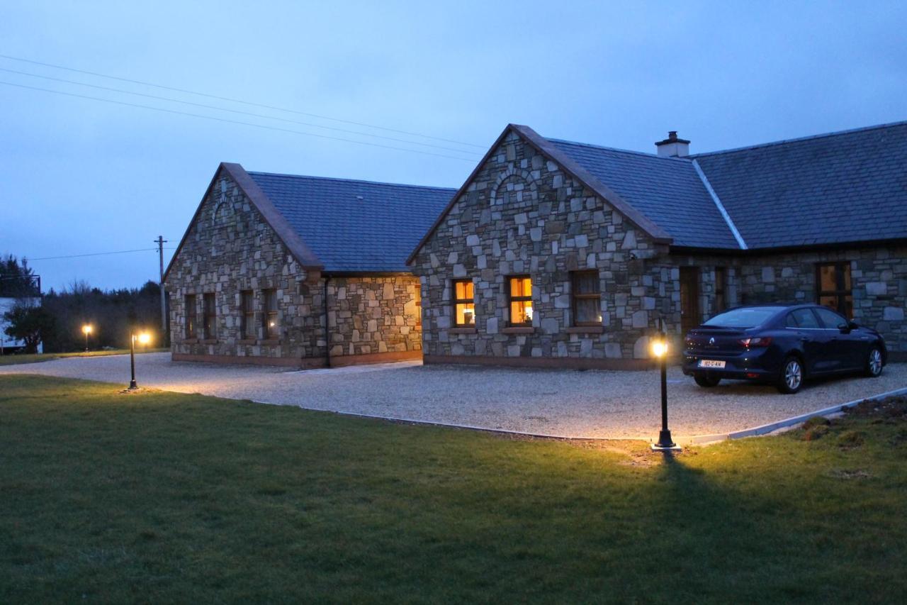 Riverbend Lodge B & B Oughterard Eksteriør bilde