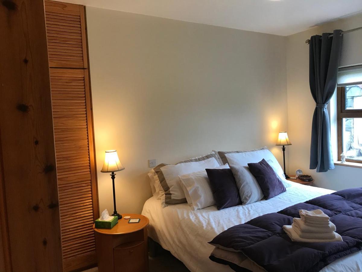 Riverbend Lodge B & B Oughterard Eksteriør bilde