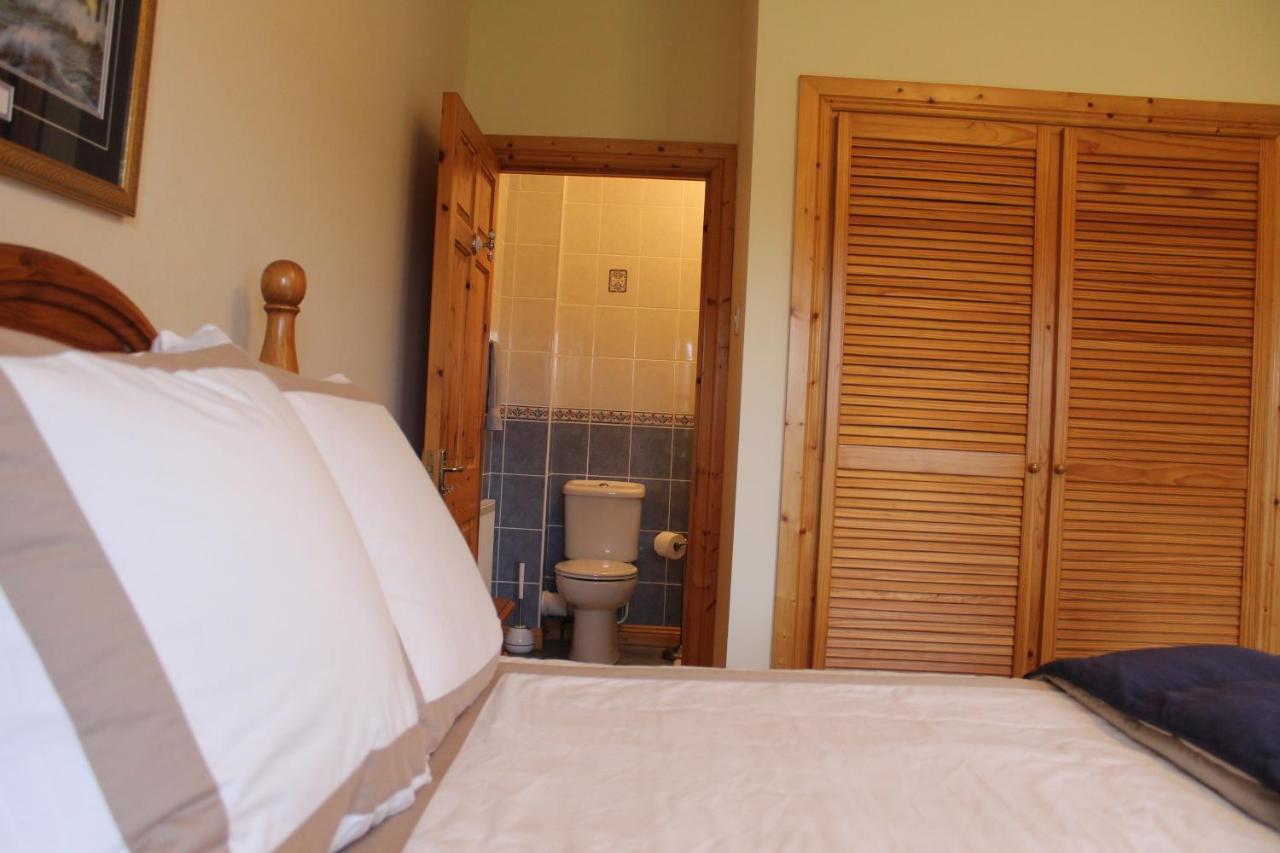 Riverbend Lodge B & B Oughterard Eksteriør bilde
