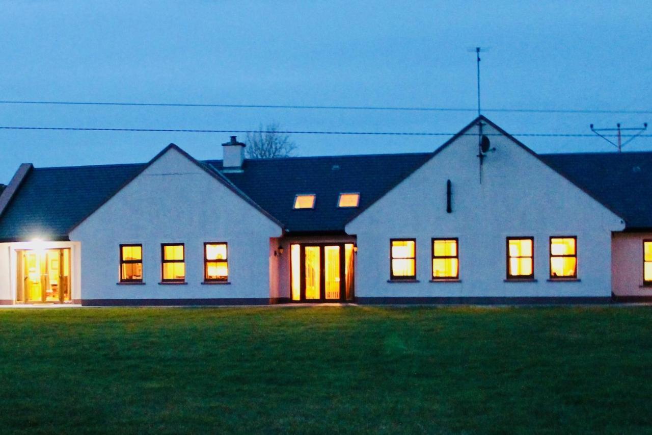 Riverbend Lodge B & B Oughterard Eksteriør bilde