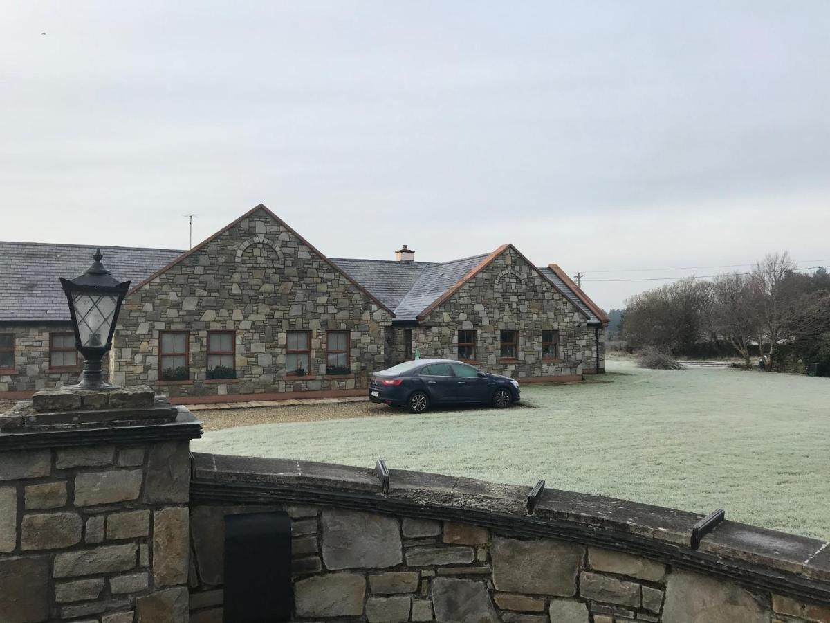 Riverbend Lodge B & B Oughterard Eksteriør bilde