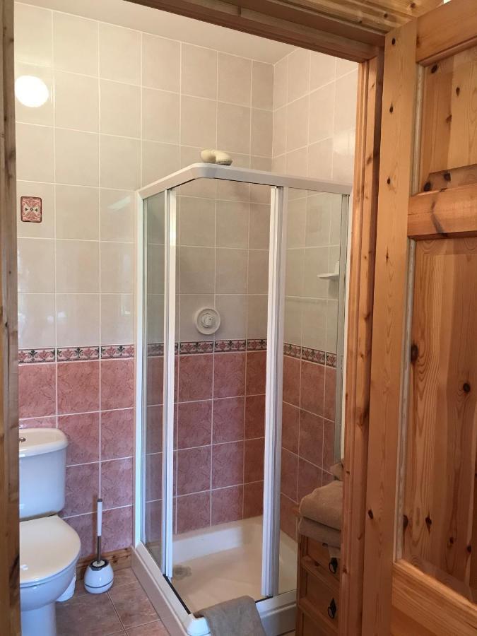 Riverbend Lodge B & B Oughterard Eksteriør bilde