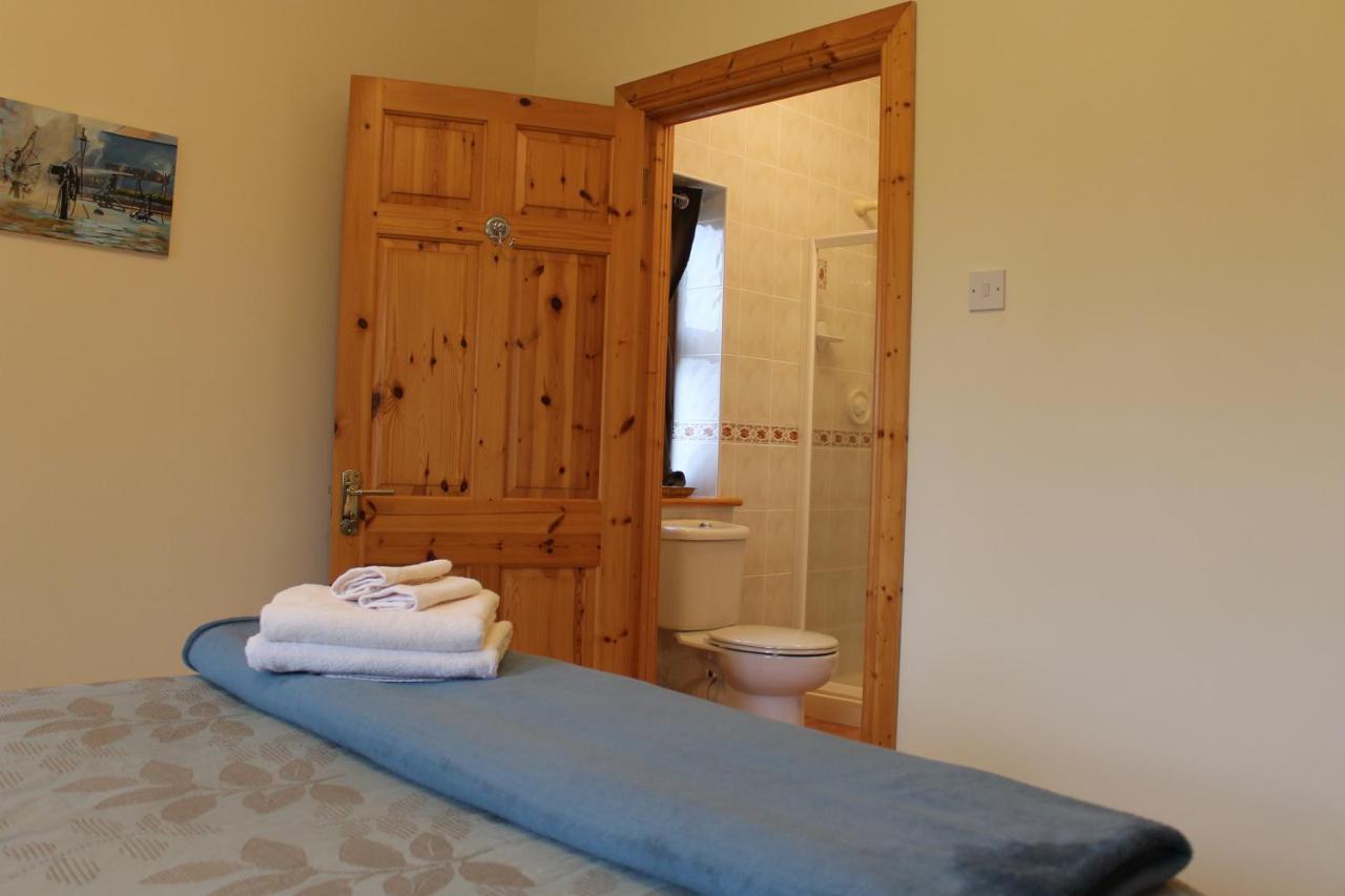 Riverbend Lodge B & B Oughterard Eksteriør bilde