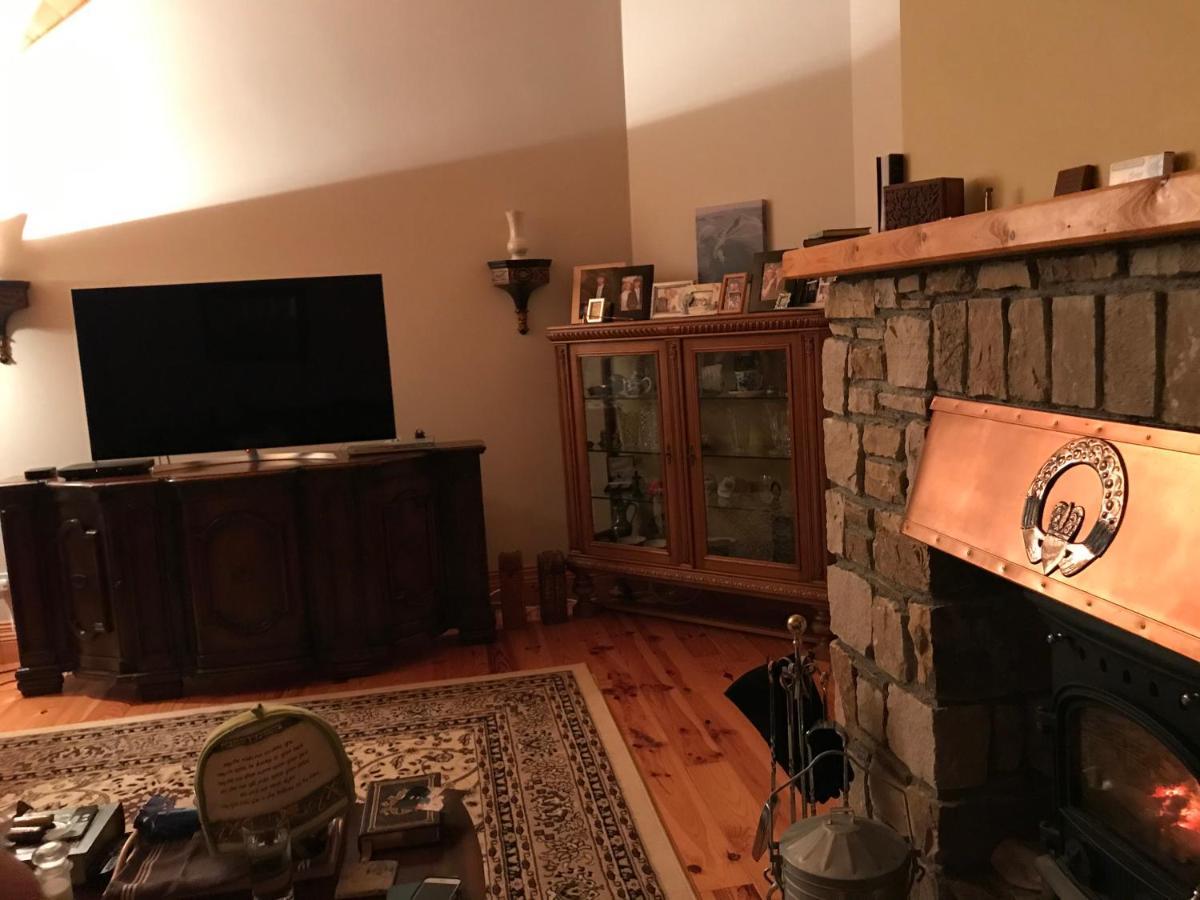 Riverbend Lodge B & B Oughterard Eksteriør bilde