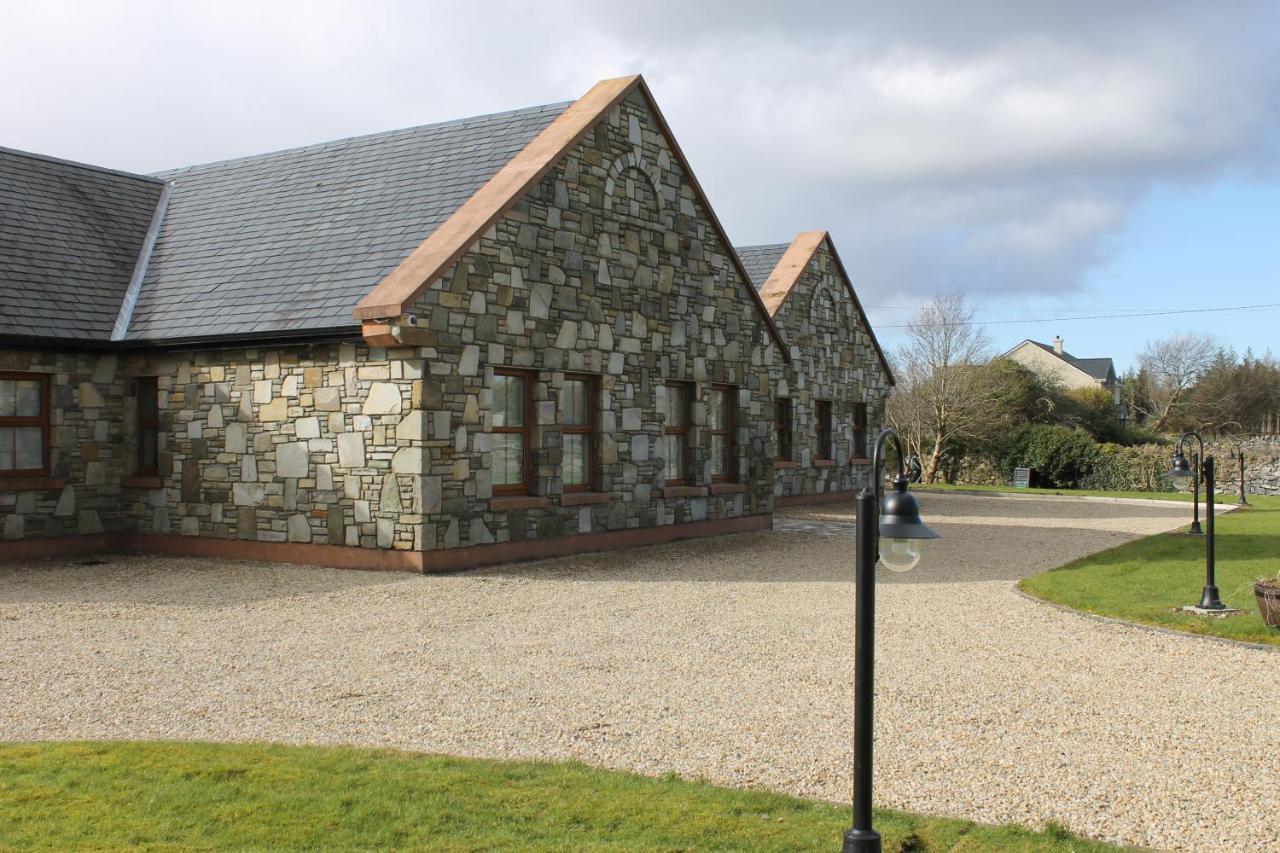 Riverbend Lodge B & B Oughterard Eksteriør bilde