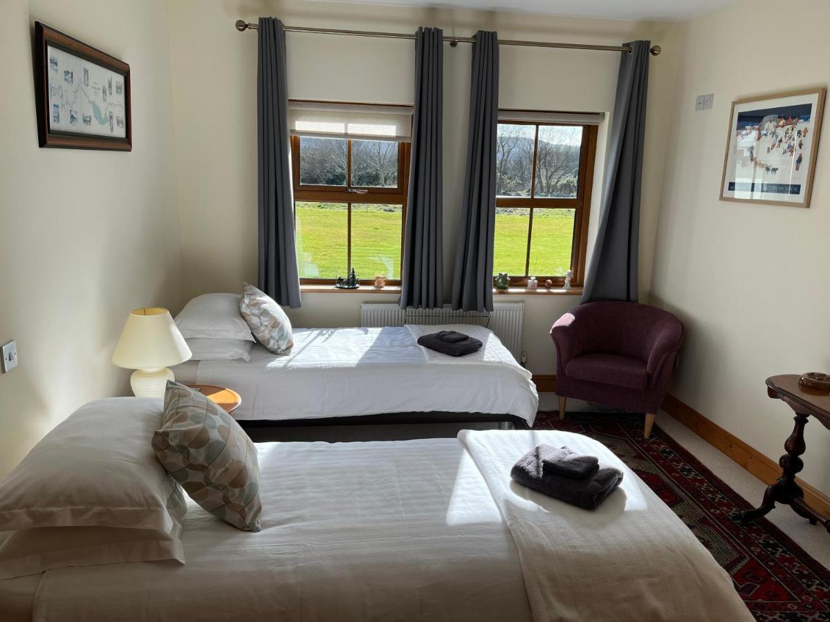 Riverbend Lodge B & B Oughterard Eksteriør bilde