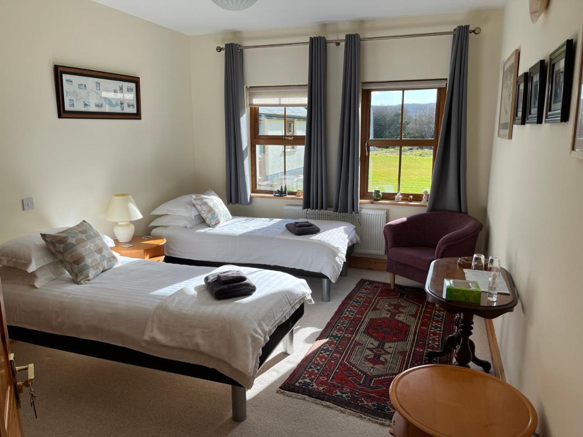 Riverbend Lodge B & B Oughterard Eksteriør bilde